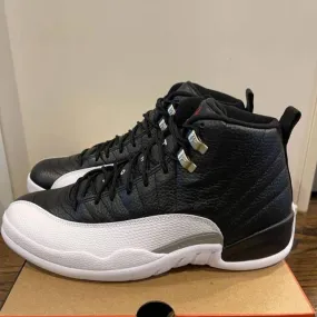 Air Jordan 12 Playoffs 2022