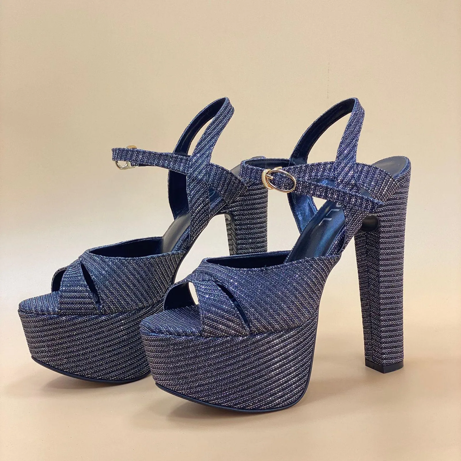 NEW ,  WOMEN SHOES HEELS W189