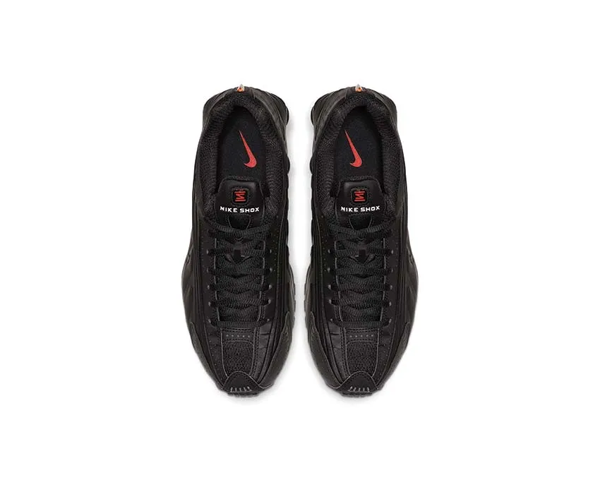 Nike Shox R4