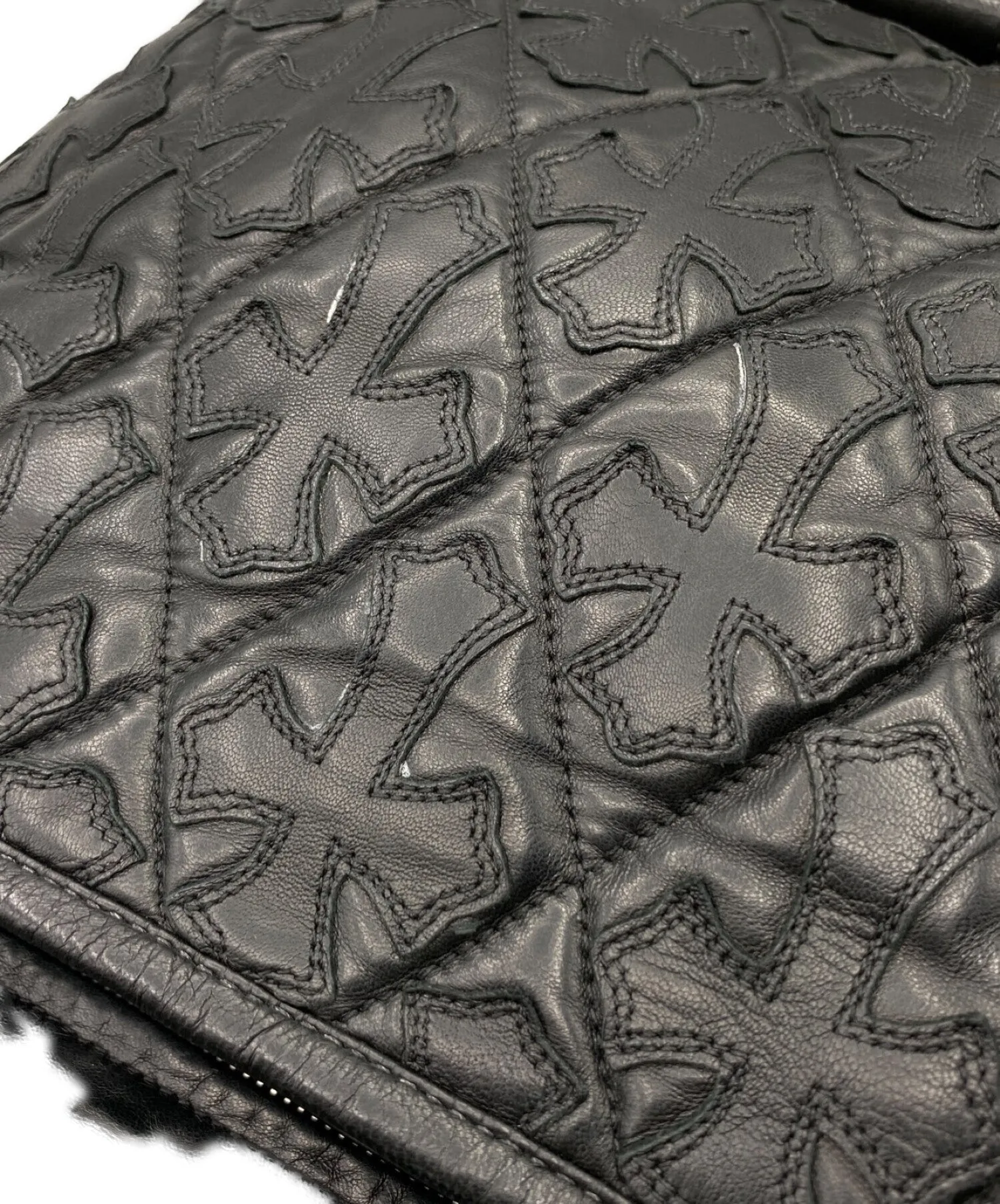 [Pre-owned] CHROME HEARTS G-Bender Cemetery Cross Patch Leather Bag