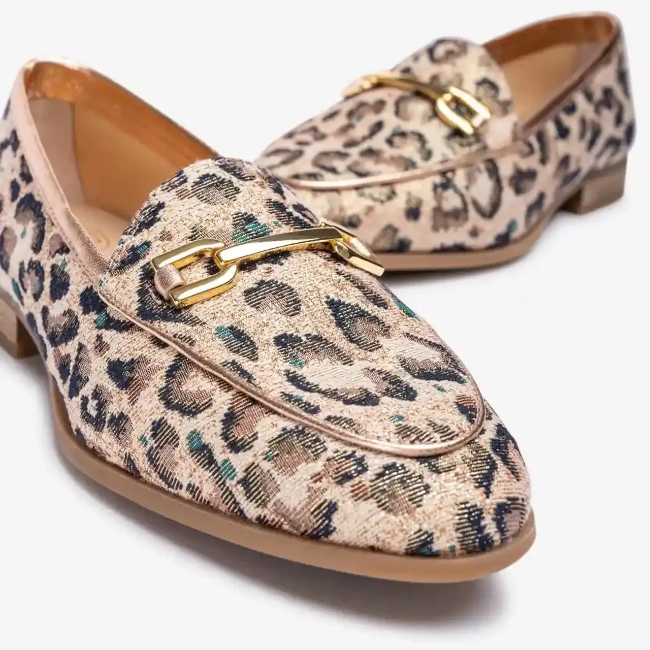 Unisa Dalcy Coral Ball Multicolor Loafer