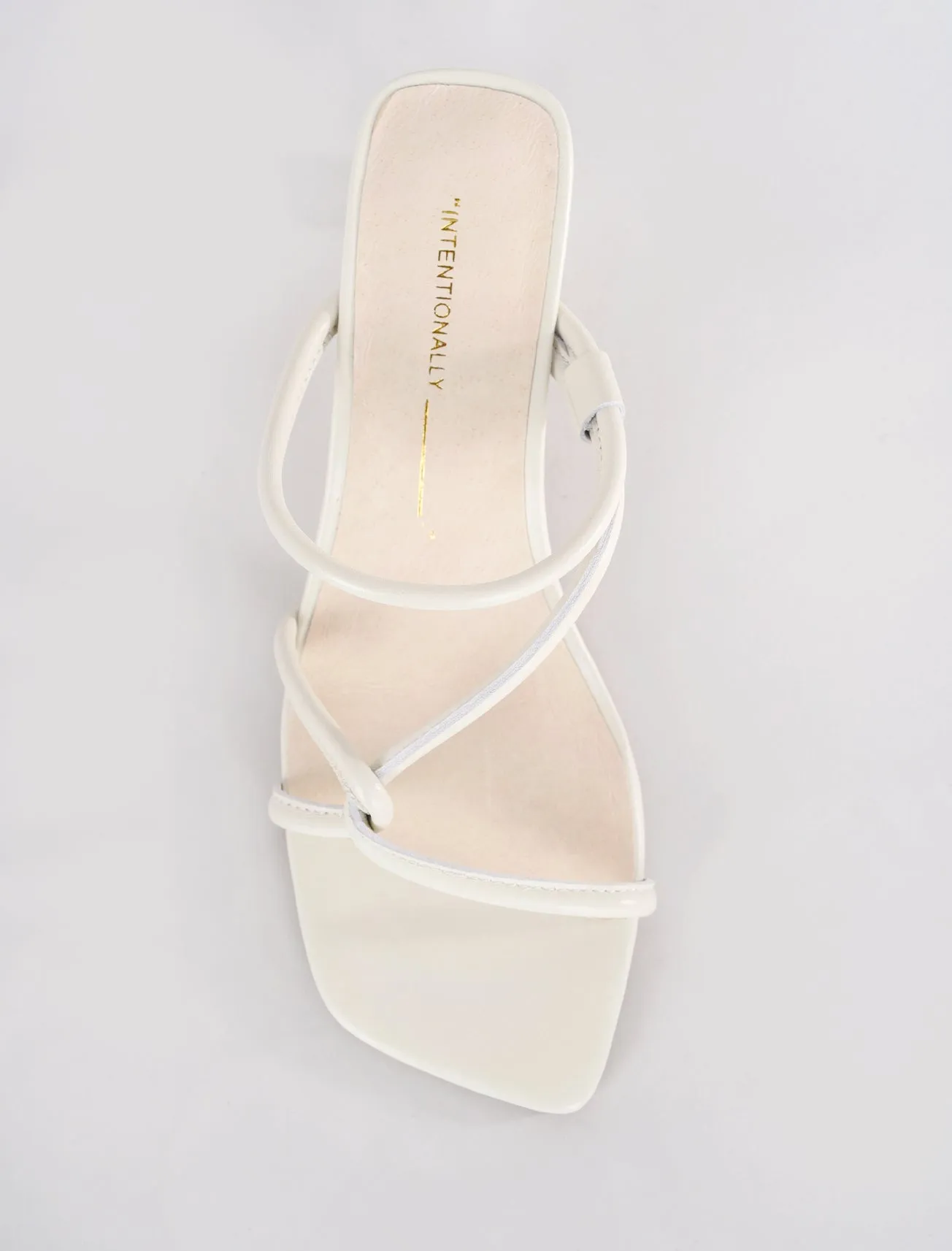 Willow Sandal, Cream